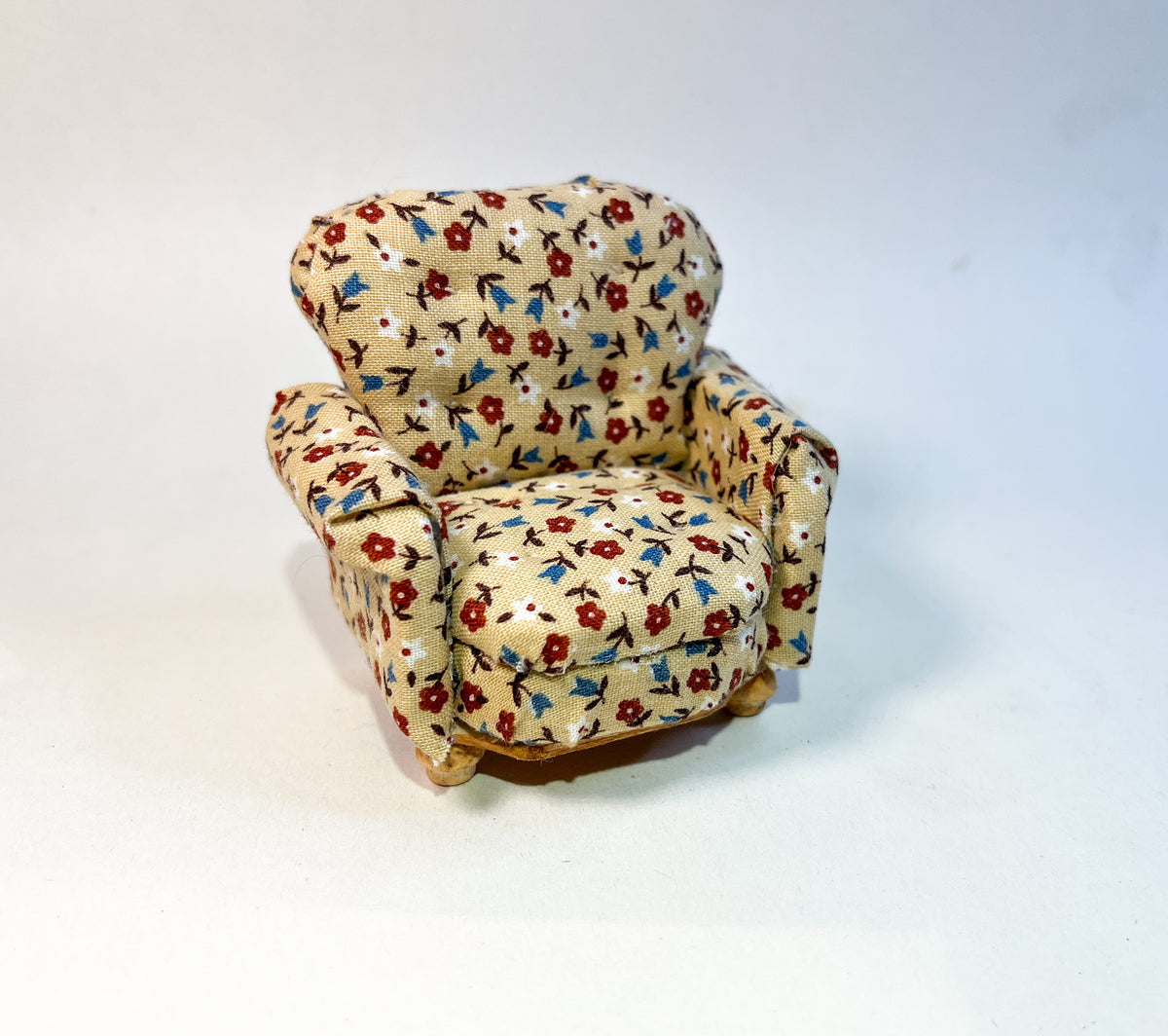 Dollhouse Furniture: October 17